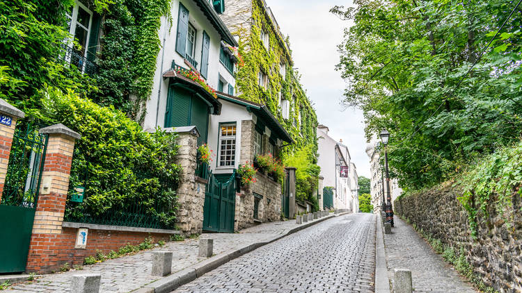 Ramble around hilly Montmartre