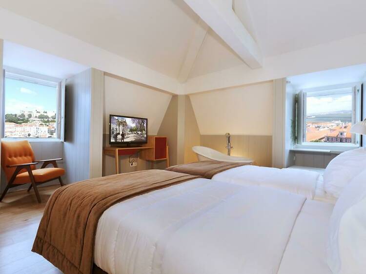 Lisboa Carmo Hotel