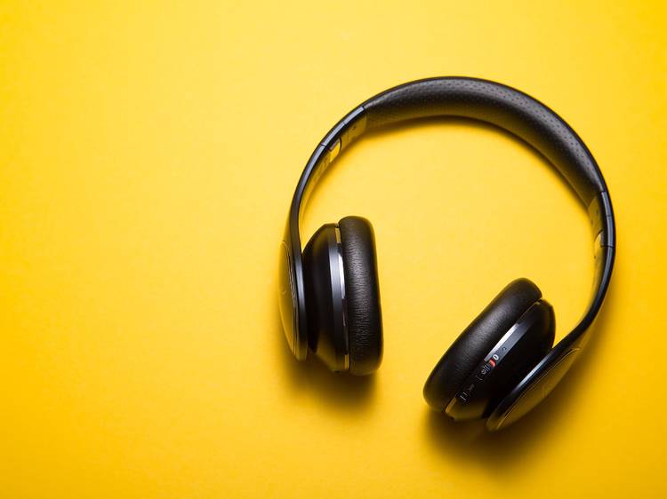 Ouvir música além fronteiras