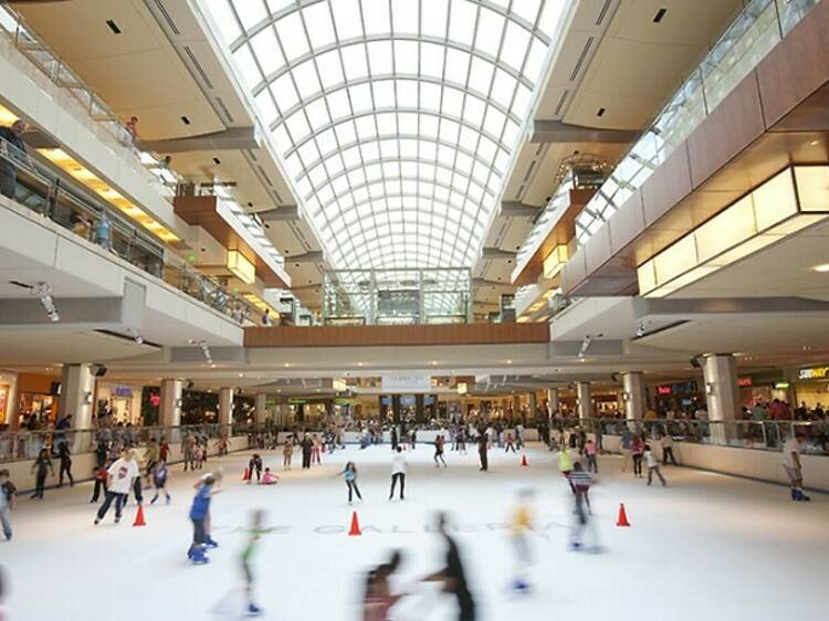 Ice at the Galleria Houston: Houston, TX