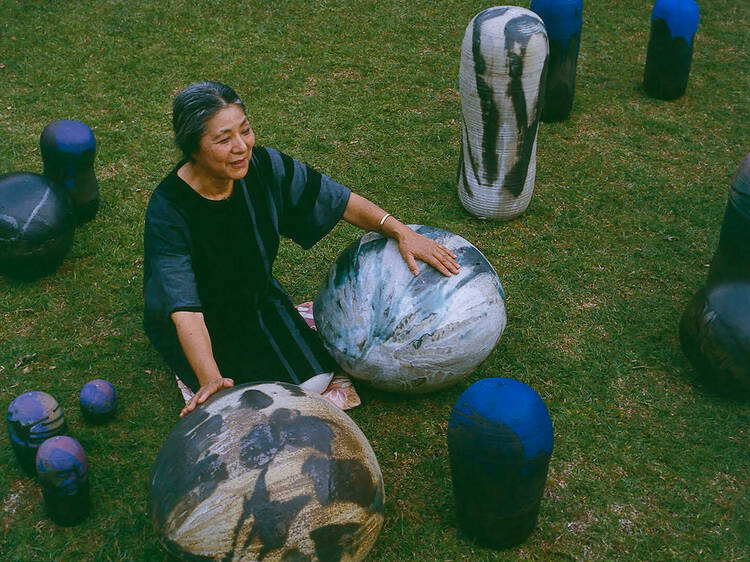 Toshiko Takaezu: Worlds Within