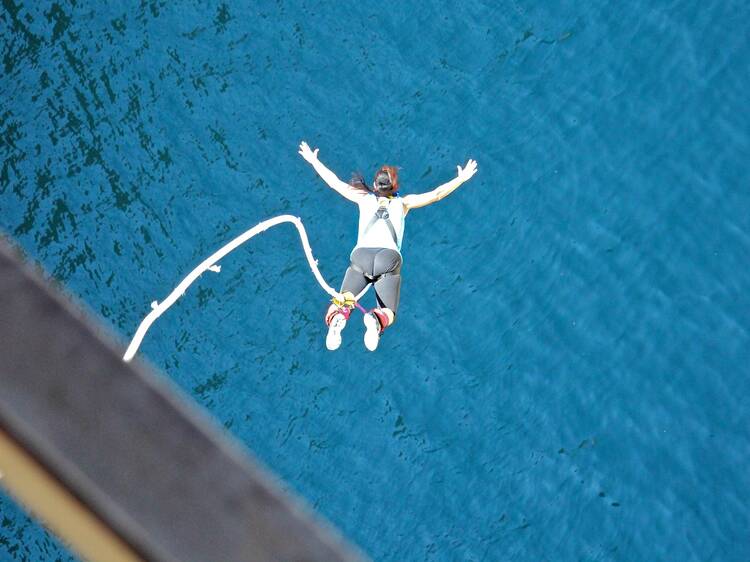 Get tickets for the highest bungee in Canada coming to Montreal