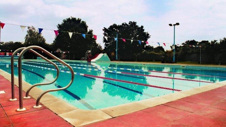 Hampton Pool